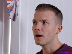 Slaapkamer, Blond, Kwartet, Geschoren, Zusters, Mager, Tiener, Tieten likken