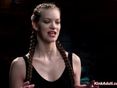 Bizarro, Amarrada, Morena, Penetracion con dedos, Hd, Dolor, Sexo fuerte, Adolescente