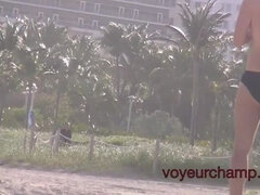 Strand, Grote kont, Flashing, Harig, Naakt, Kut duiken, Bekijker, Vrouw