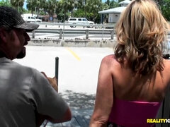 Libidinous mom heart-stopping hardcore video