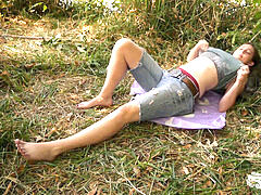 Amateur, Brunette brune, Masturbation, Orgasme, De plein air