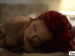 Anal, Cul, Gros seins, Gorge profonde, Jeunes transsexuelles thaïlandaises, Lécher le sphincter, Transsexuelle