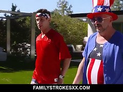 Plantureuse, Femme couguar, Groupe, Mère que j'aimerais baiser, Maman, Fils, Belle mère, Plan cul à trois