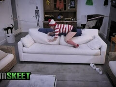 Sucer une bite, Homme nu et filles habillées, Tir de sperme, Queue, Hd, Petite femme, Rousse roux, Rasée