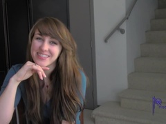 Baby sitter, Sucer une bite, Brunette brune, Tir de sperme, Gorge profonde, Hd, Suçant, Adolescente