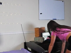 Gia Derza and Scarlit Scandal lesbian teen porn