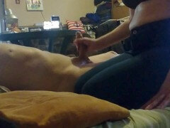 Amateur, Homme nu et filles habillées, Branlette thaïlandaise, Massage