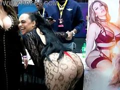 Arsch, Grosser arsch, Blasen, Hd, Latina, Lesbisch, Öffentlich