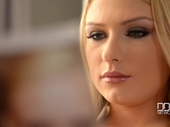 フェラチオ, 大学生, ヒール, ハンガリー人, キス, オナニー, ピアス, オッパイの