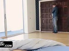 Blasen, Sperma im mund, Aufs gesicht abspritzen, Hd, Nackt, Pov, Schreiend, Jungendliche (18+)