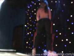 Enthousiasteling, Universiteit, Vriendin, Naakt, Buiten, Openbaar, Student, Tiener