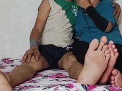Amateur, Bisexuelle, Sucer une bite, Couple, Éjaculer dans la bouche, Indienne, Embrassement, Adolescente