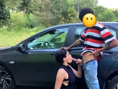 Grosse bite, Sucer une bite, Brunette brune, En levrette, Grosse, Hard, Fille latino, Public