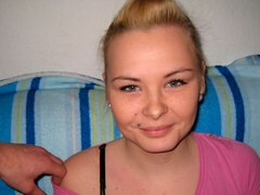 Amateur, Gros cul, Grosse bite, Blonde, En levrette, Dénudage, Tatouage, Adolescente