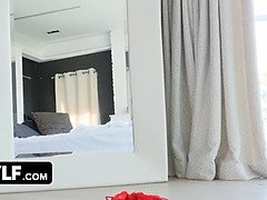 Grosser schwanz, Geile alte tussi, Spermaladung, Handjob, Hausfrau, Milf, Muschi, Schreiend