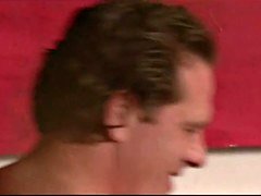 Bruinharig, Beroemdheid, Moeder die ik wil neuken, Softcore pornografie, Tieten likken