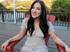Amateur, Gros cul, Brunette brune, En levrette, Doigter, Masturbation, Seins naturels, Adolescente