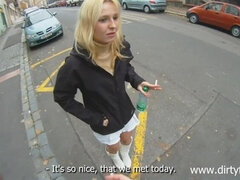 Blondine, Blasen, Im freien, Pov, Öffentlich, Jungendliche (18+)