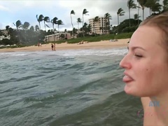 Scarlett glows at the beach