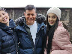 Grote kont, Grote lul, Bruinharig, Harig, Mager, Tiener, Tieten likken, Maagd