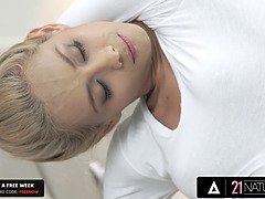 Blonde Natural Beauty Veronica Leal Puts A Hard Dick Inside Of Her Wet Pussy