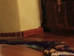 Asiatisch, Braunhaarige, Geile alte tussi, Erotisch, Frau, Indisch, Milf, Nackt