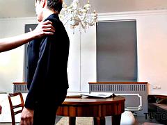 Stellung 69, Blasen, Braunhaarige, Fetisch, Hd, Milf, Russisch, Kurzes haar