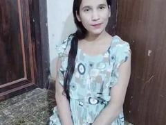 18 ans, Tante, Petite amie, Indienne, Petite femme, Chatte, Belle mère, Jarretelles