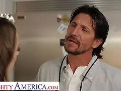 Naughty America - Jackie Hoff wants her friend's dadu2019s cock!!!