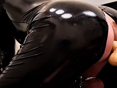 Leie, In den arsch, Dildo, Fetisch, Latex, Transfrau, Solo, Spielzeuge