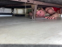 Stepmother Gets Banged While Stuck Under The Bed