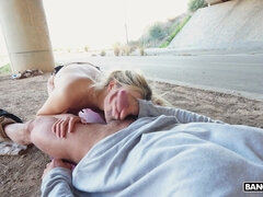 18 jahre, Blondine, Sperma im mund, Frau frau mann, Im freien, Spanisch, Jungendliche (18+), Flotter dreier