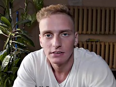 Grosse bite, Sucer une bite, Femme couguar, Fétiche, Bite énorme, Mature, Russe, Professeur
