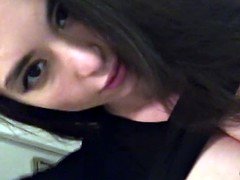 Grosse titten, Vollbusig, Süss, Masturbation, Jungendliche (18+)