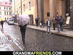 Mamada, Doble penetracion, Abuelita, Lencería, Maduro, Mamá, Realidad, Trio