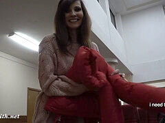 Attrapée, Exhib, Nue  à poil, Nue, Public