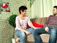 Deutsch, Milf, Jungendliche (18+)