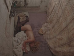 Sucer une bite, Brunette brune, Branlette thaïlandaise, Orgie, Maigrichonne, Adolescente, Plan cul à trois, Nénés