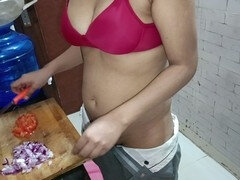 Indian bhabhi Shreya shows off her wild side in some steamy fun