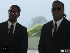 Armee, Arsch, Blondine, Blasen, Orgie, Muschi, Titten, Nass