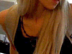 Masturbacion con pies, Nylon