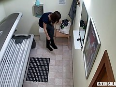 Voyeur Cam Cought Young Girl