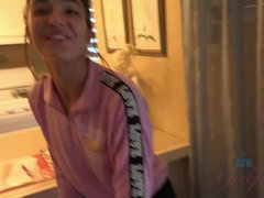 Amateur, Penetracion con dedos, Masturbación, Pov, Público, Coño, Afeitado, Chorro
