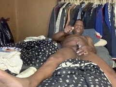 Guy jerking off on webcam