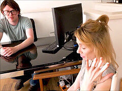 Jasmine Knight Give A messy suck off