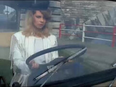 Anal, Sucer une bite, Classique, Français, Groupe, Hard, Seins naturels, Actrice du porno