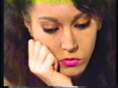 Gros seins, Blonde, Crêpage de chignons, Nénés