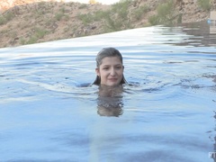 In den arsch, Kleid, Fingern, Fußfetisch, Absätze, Masturbation, Orgasmus, Solo