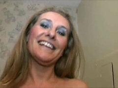 Grosse bite, Noire, Blonde, Cuisine, Mère que j'aimerais baiser, Maman, Petite femme, Épouse