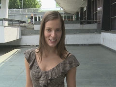 Blasen, Handjob, Lecken, Öffentlich, Rasiert, Jungendliche (18+), Titten, Spanner